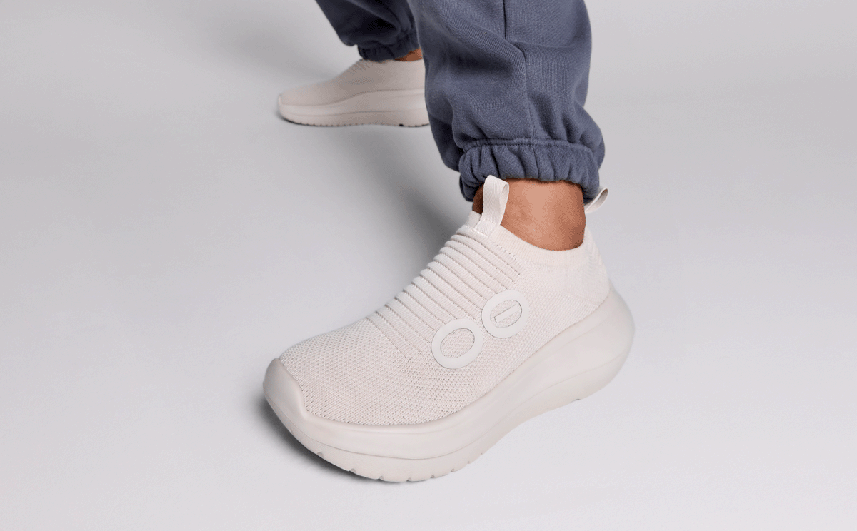 Women's OOmy Zen - Chalk close up view of shoe on model in studio | lifestyle