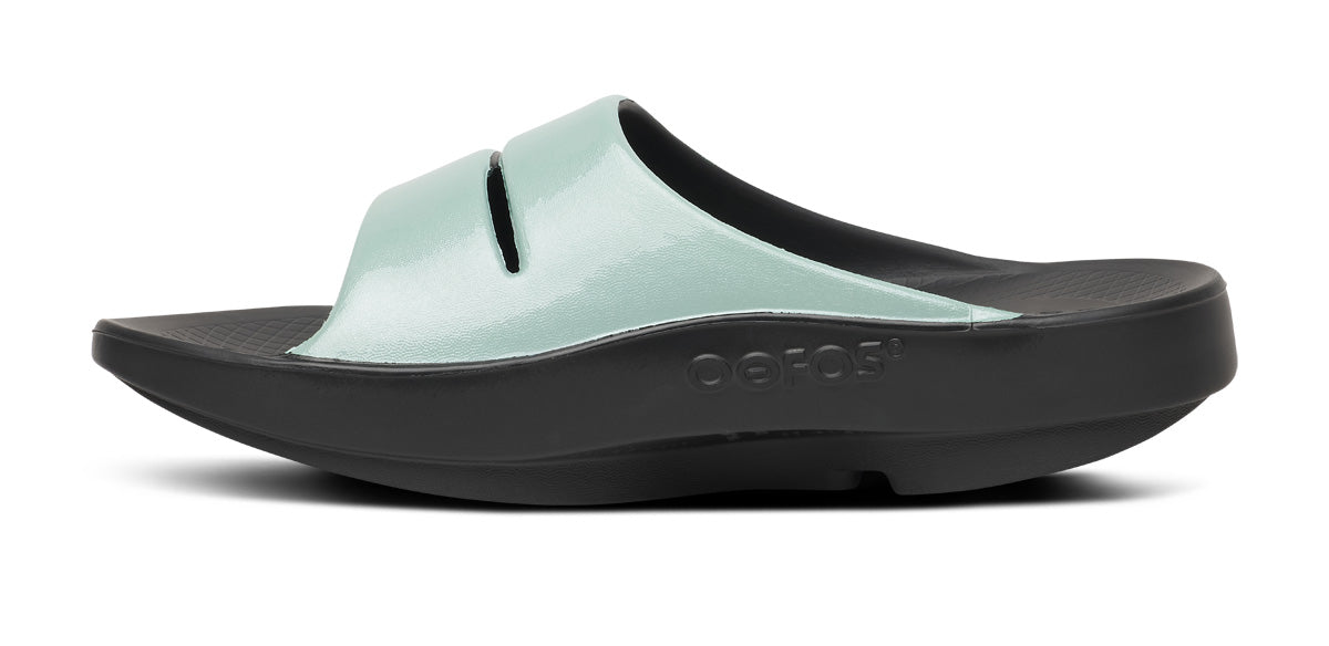 Women's OOahh Luxe Slide Sandal - Oasis medial view