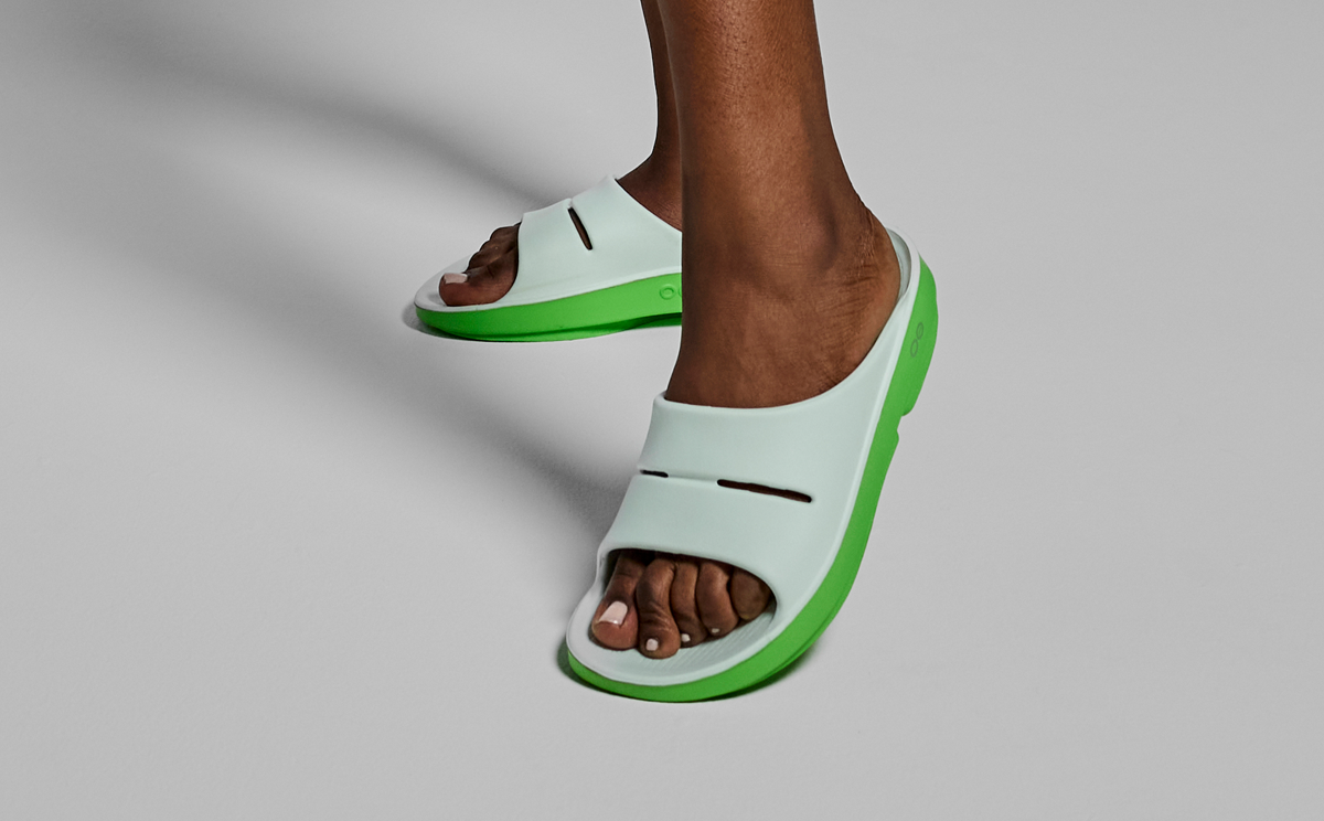 【OOFOS】スライド OOahh FUSED Minty Mojito (21.5-26.5cm) Women's OOahh FUSED - Minty Mojito – OOFOS