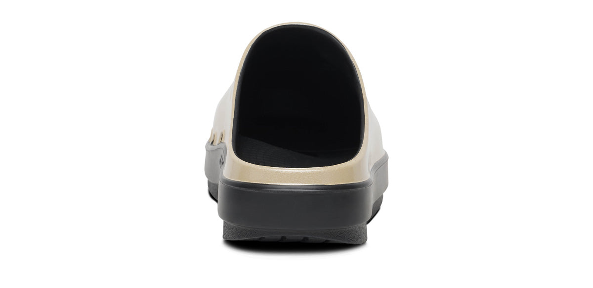 Women's OOcloog Luxe Clog - Champagne back view