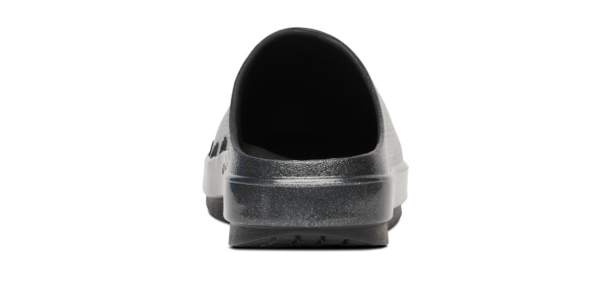 Women's OOcloog Luxe Clog - Black Sparkle – OOFOS Women's OOcloog Luxe Clog - Black Sparkle – OOFOS