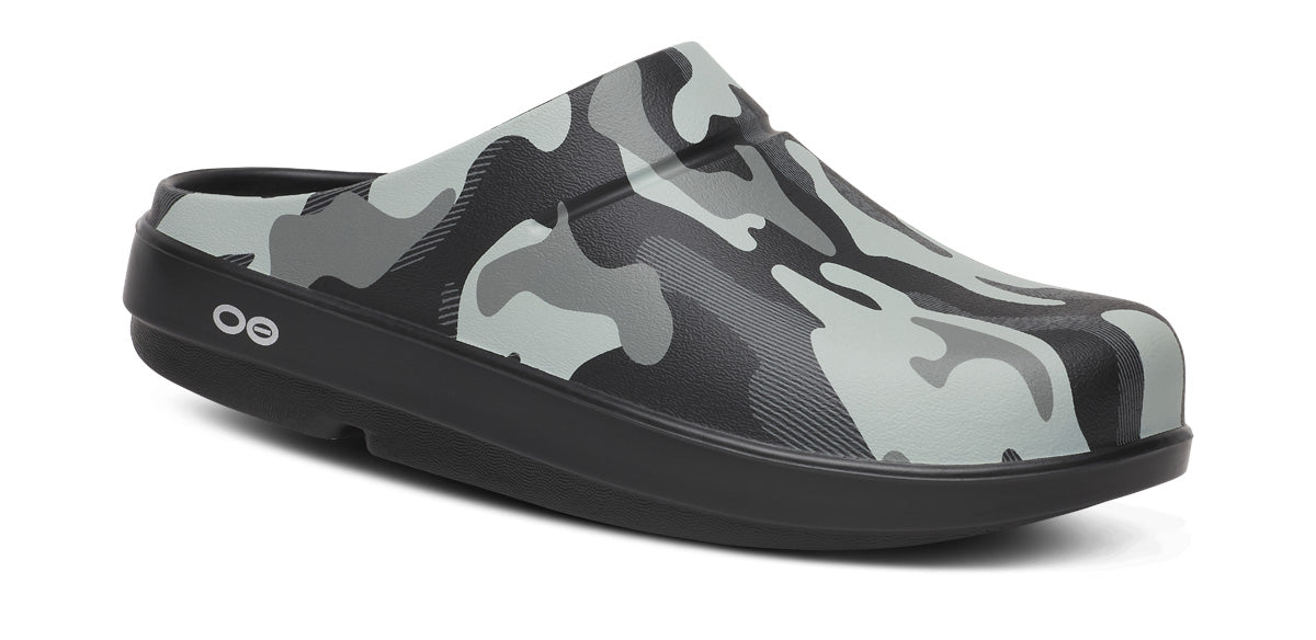 OOcloog Luxe Clog - Night Camo main view