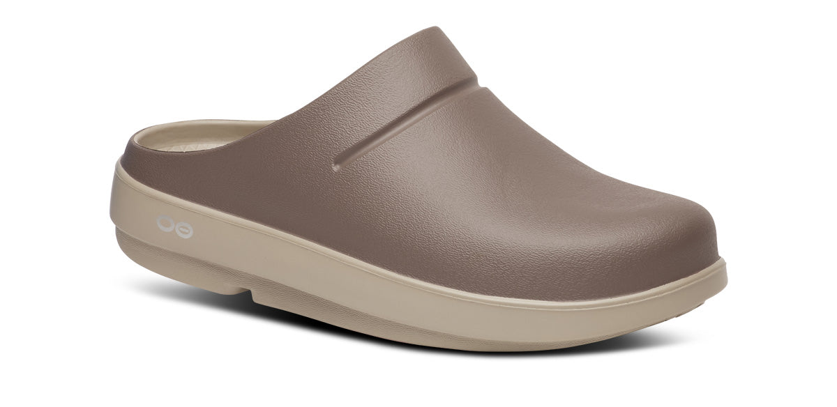 Women's OOcloog Stacked Clog Portobello – OOFOS