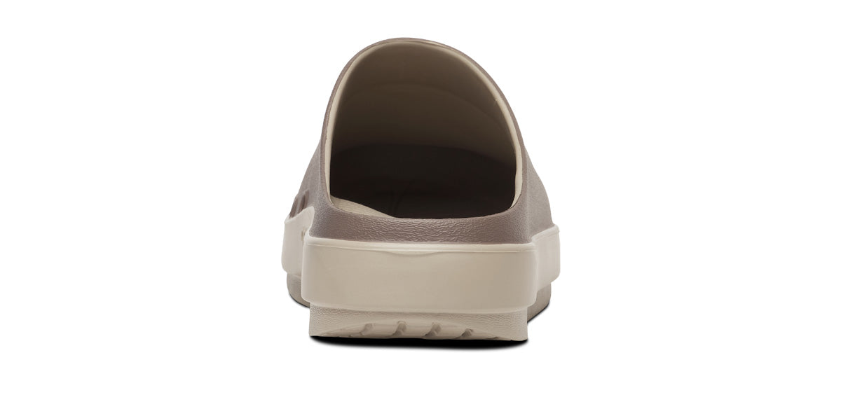 Women's OOcloog Stacked Clog - Portobello back view