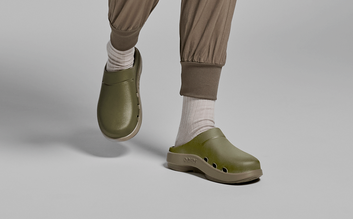 Women's OOcloog Stacked Clog - Foliage – OOFOS