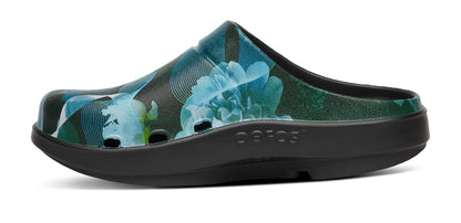 Women's OOcloog Limited Edition Clog - Wave Floral Breeze medial view