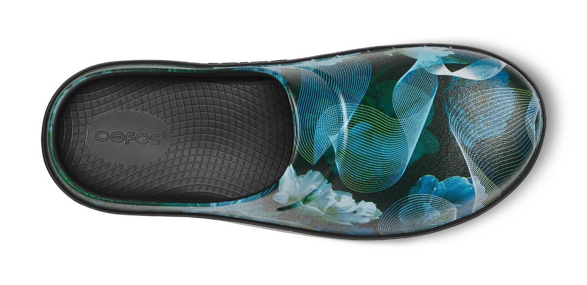 Women's OOcloog Limited Edition Clog - Wave Floral Breeze top view
