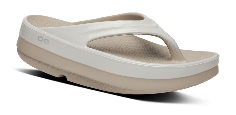 注目ブランド!! 新作♪ ◆OOFOS◆ WOMEN'S OOMEGA OOLALA SANDAL Women's OOmega OOlala Black Sandal – OOFOS
