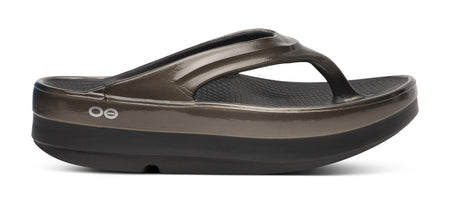 Women's OOmega OOlala Stacked Sandal - Titanium Mirror lateral view