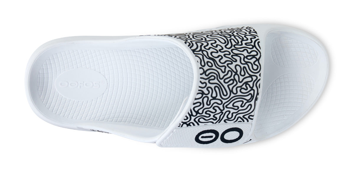 Women's OOahh Sport Flex Sandal - White Labyrinth (SALE) – OOFOS