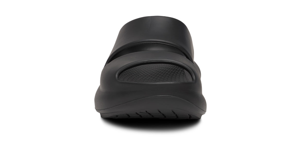 Women's OOyea Slide Sandal - Black front view