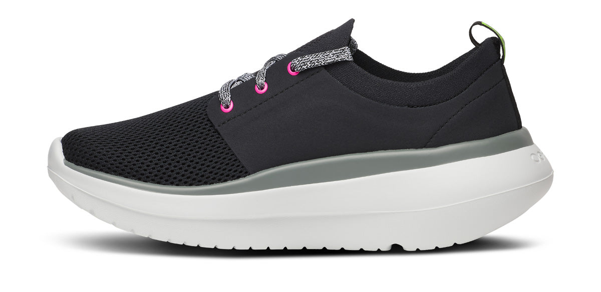 Women's OOmy Stride - White Black – OOFOS