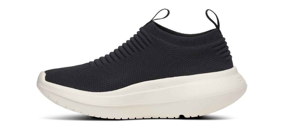 Women's OOmy Zen - Chalk Black – OOFOS