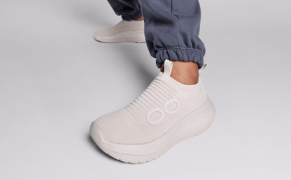 Women's OOmy Zen - Chalk close up view of shoe on model in studio | lifestyle
