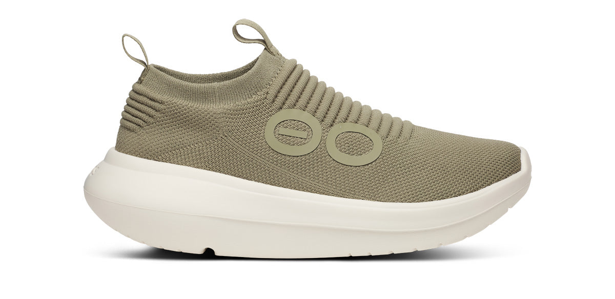 OOFOS ★ MEN'S OOMY ZEN メンズ シューズ リカバリー Men's OOmy Zen - Foliage – OOFOS