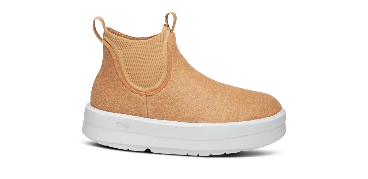 Women's OOmega Londoner - Almond lateral view