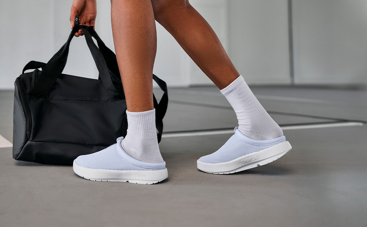 Women's OOcoozie Sport Mule Purple Jade OOFOS