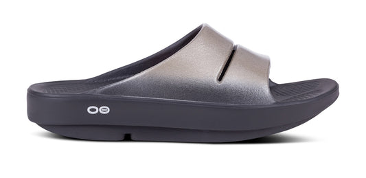 Women's OOahh Luxe Slide Sandal - Latte - OOFOS lateral view