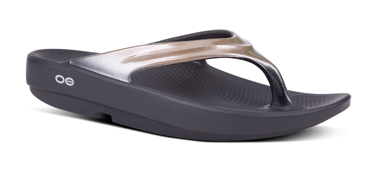 Women's OOlala Sandal - Latte - OOFOS main view