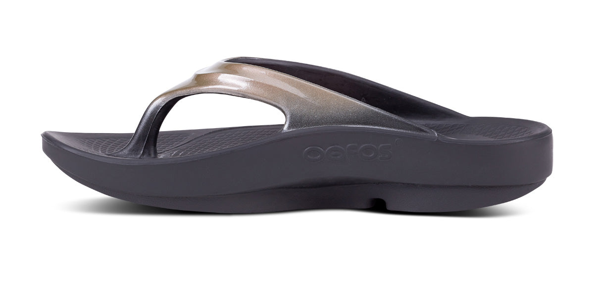 Women's OOlala Sandal - Latte - OOFOS medial view