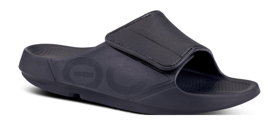 【OOFOS】WOMEN'S OOAHH SPORT FLEX LTD EDITION SLIDE サンダル Women's OOahh Sport Flex Matte Black Sandal – OOFOS