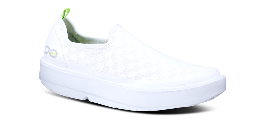 スニーカー OOFOS 5082 OOMG EEZEE TAUPEWHITE M 277530 楽天市場】OOFOS ウーフォス スリッポン 5082 OOMG EEZEE